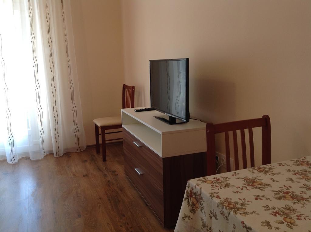 Jokai Apartmanhaz Hévíz Buitenkant foto