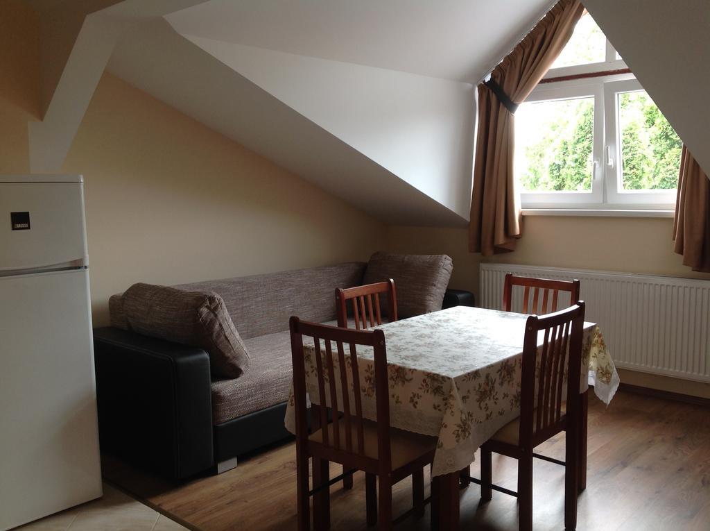 Jokai Apartmanhaz Hévíz Buitenkant foto