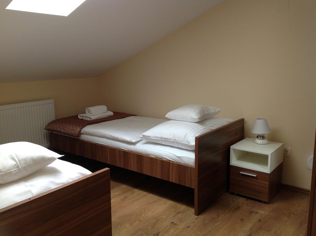 Jokai Apartmanhaz Hévíz Buitenkant foto